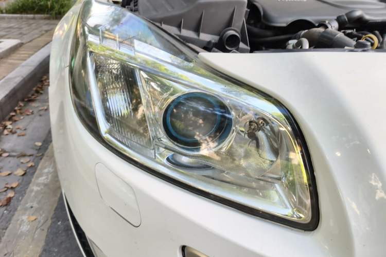 Used Buick Regal 2012 GS 2.0T Super Sport Edition Right Front Headlight