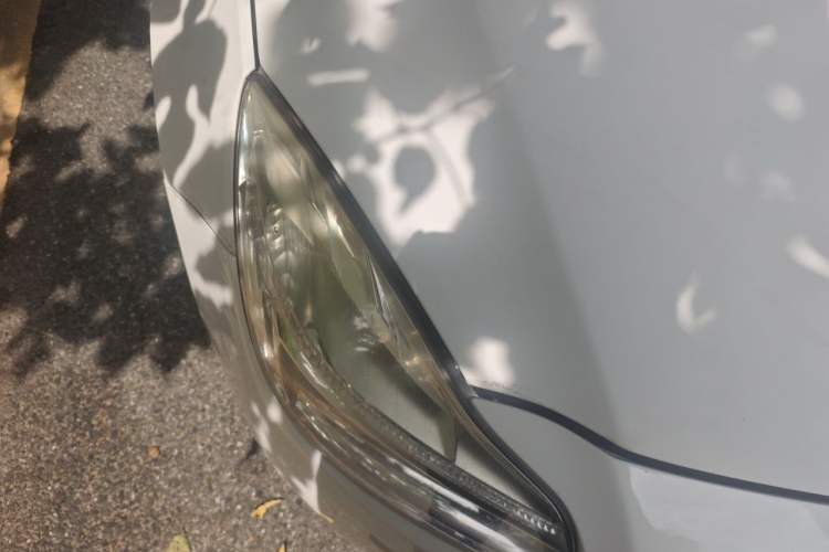 Used Buick Regal 2012 2.0L Comfort Edition Right Front Headlight