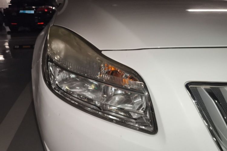 Used Buick Regal 2012 2.0L Comfort Edition Right Front Headlight