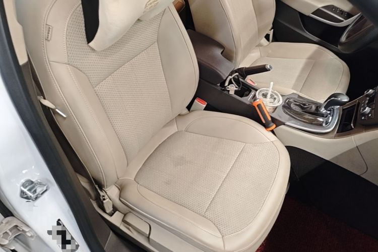 Used Buick Regal 2012 2.0L Comfort Edition Right Front Seat