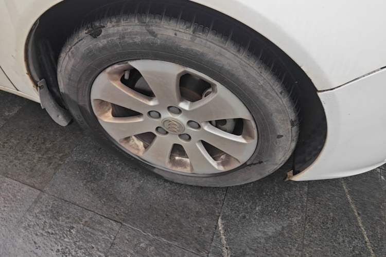 Used Buick Regal 2012 2.0L Comfort Edition Right Front Wheel Hub