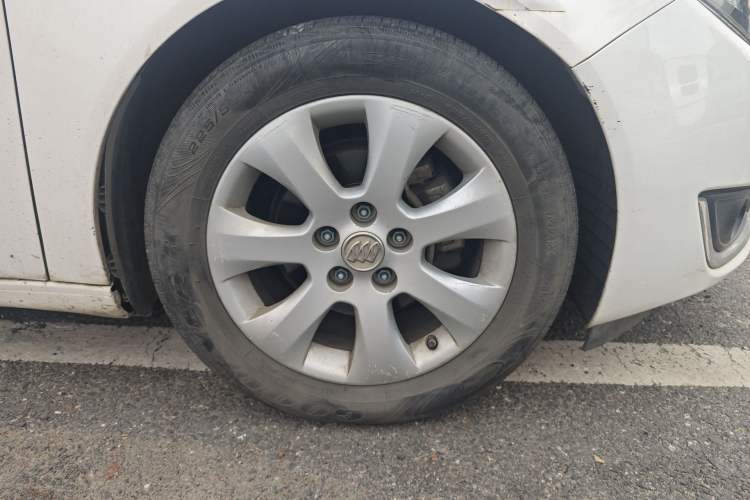 Used Buick Regal 2012 2.0L Comfort Edition Right Front Wheel Hub