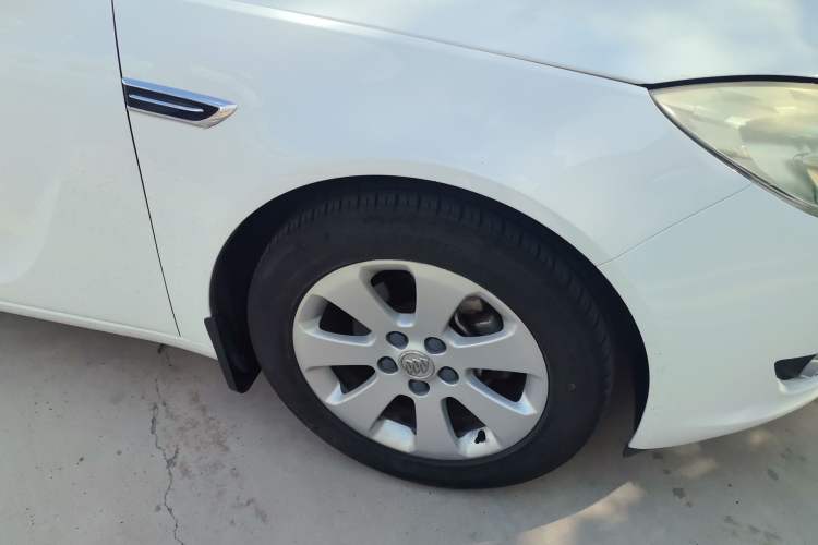 Used Buick Regal 2012 2.0L Comfort Edition Right Front Wheel Hub
