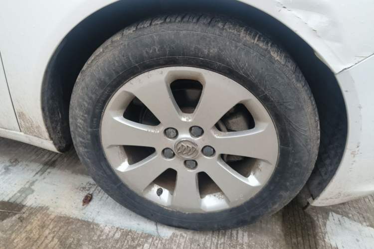Used Buick Regal 2012 2.0L Comfort Edition Right Front Wheel Hub