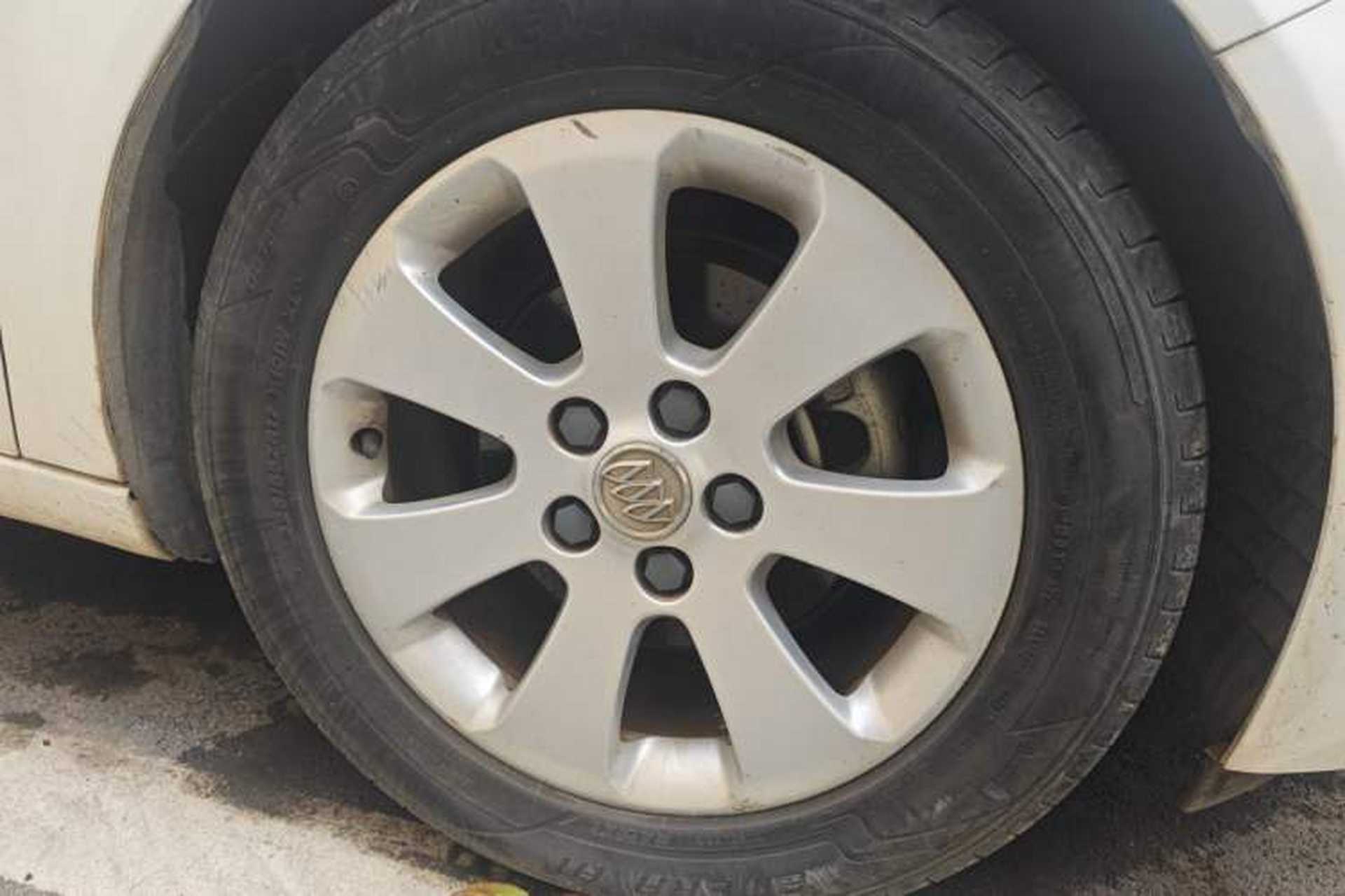 Used Buick Regal 2012 2.0L Comfort Edition Right Front Wheel Hub