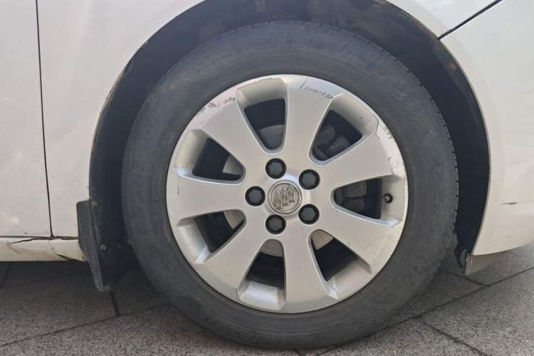 Used Buick Regal 2012 2.0L Comfort Edition Right Front Wheel Hub