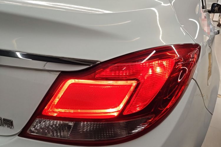 Used Buick Regal 2012 2.0L Comfort Edition Right Rear Taillight