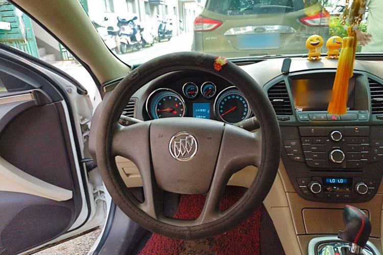 Used Buick Regal 2012 2.0L Comfort Edition Steering Wheel