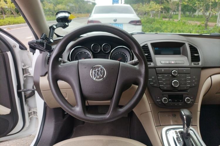 Used Buick Regal 2012 2.0L Comfort Edition Steering Wheel