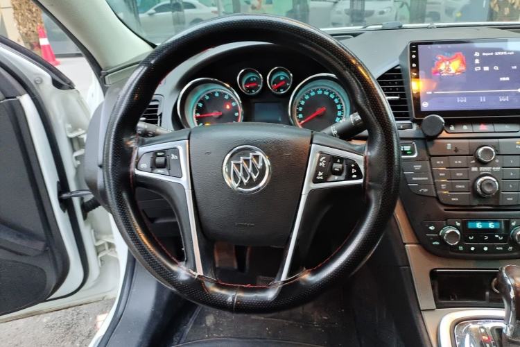 Used Buick Regal 2012 2.4L SIDI Flagship Edition Steering Wheel