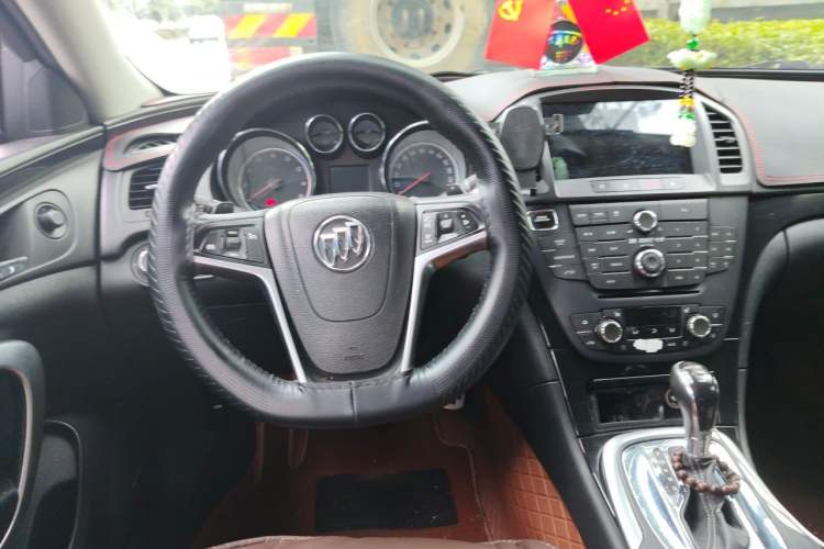 Used Buick Regal 2012 2.0T Luxury Sport Edition Steering Wheel
