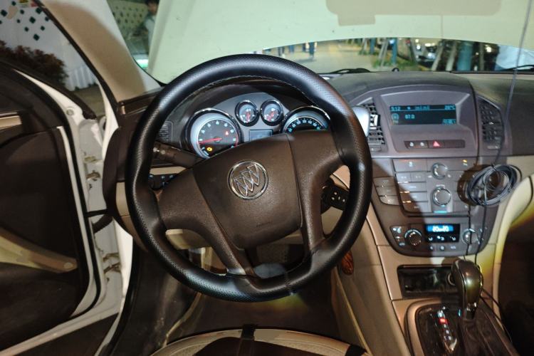 Used Buick Regal 2012 2.0L Comfort Edition Steering Wheel