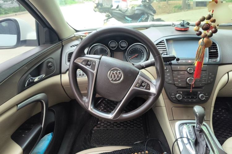 Used Buick Regal 2012 2.0L Luxury Edition Steering Wheel