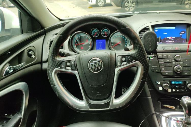 Used Buick Regal 2012 GS 2.0T Super Sport Edition Steering Wheel