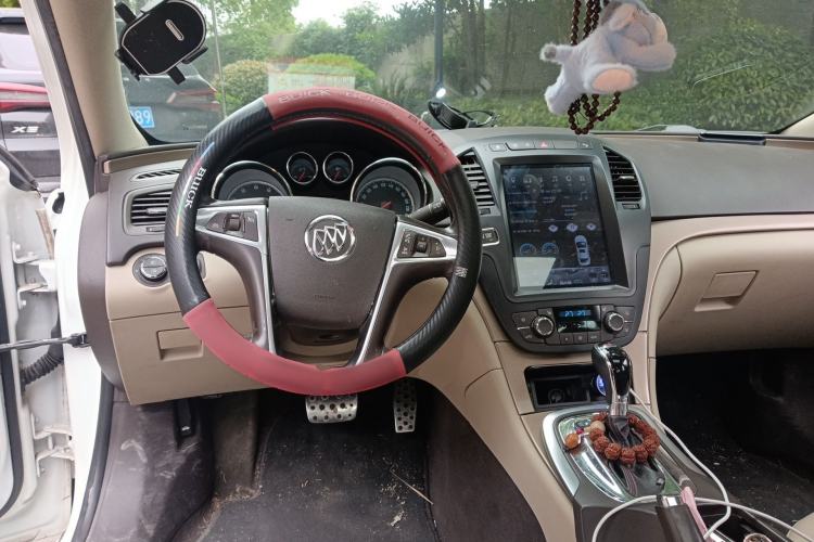 Used Buick Regal 2012 2.0L Luxury Edition Steering Wheel