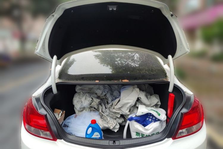Used Buick Regal 2012 2.0L Comfort Edition Trunk