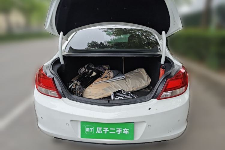 Used Buick Regal 2012 2.0L Luxury Edition Trunk