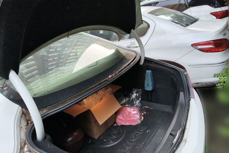 Used Buick Regal 2012 2.0L Comfort Edition Trunk
