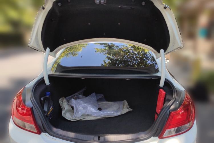Used Buick Regal 2012 2.4L SIDI Flagship Edition Trunk
