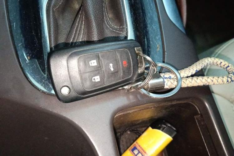 Used Buick Regal 2012 2.0L Luxury Edition Vehicle Key
