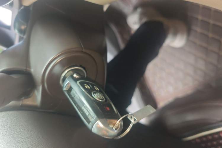 Used Buick Regal 2012 2.0L Comfort Edition Vehicle Key