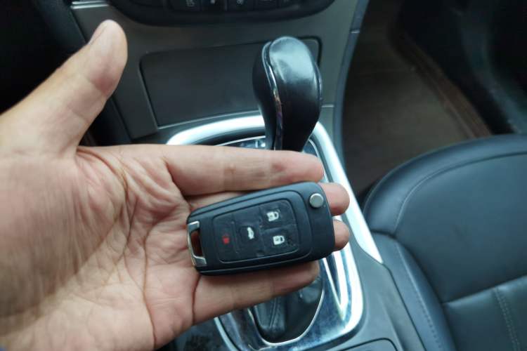 Used Buick Regal 2012 2.4L SIDI Flagship Edition Vehicle Key