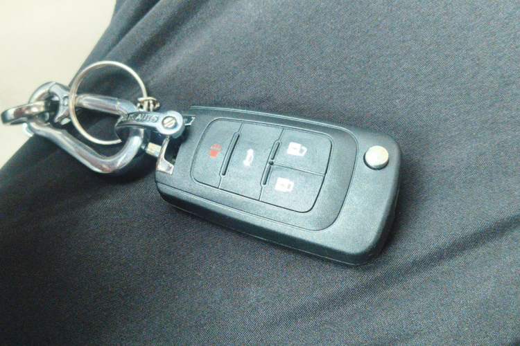 Used Buick Regal 2012 2.0L Luxury Edition Vehicle Key