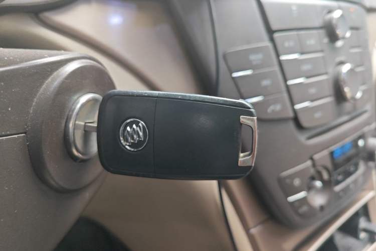Used Buick Regal 2012 2.0L Comfort Edition Vehicle Key