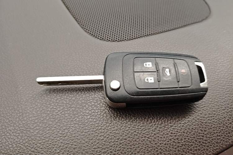 Used Buick Regal 2012 2.0L Comfort Edition Vehicle Key