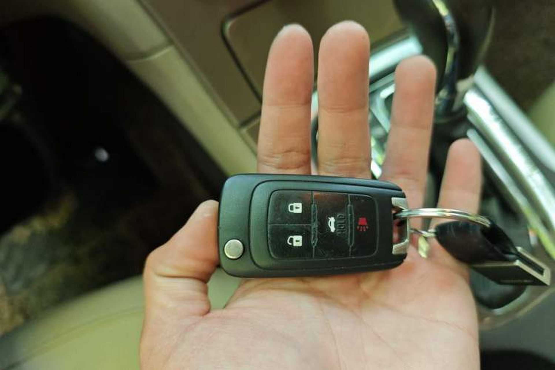 Used Buick Regal 2012 2.0L Luxury Edition Vehicle Key