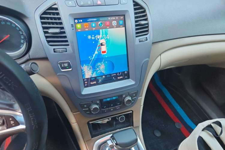 Used Buick Regal 2012 2.0L Luxury Edition Audio And AC Panel