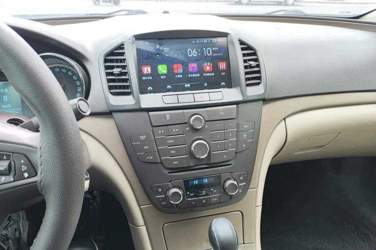 Used Buick Regal 2012 2.0L Comfort Edition Audio And AC Panel