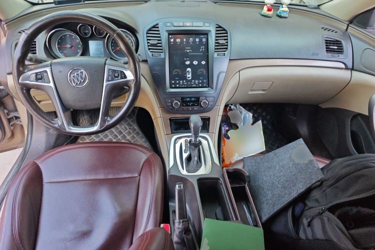 Used Buick Regal 2012 2.0L Comfort Edition Center Console