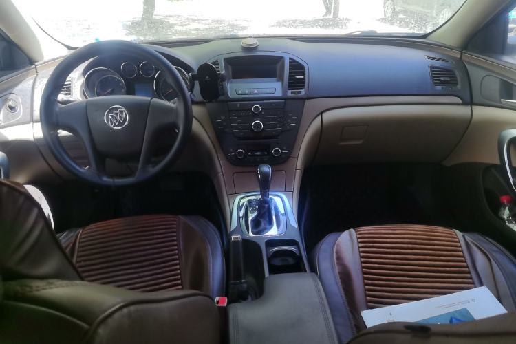Used Buick Regal 2012 2.0L Comfort Edition Center Console