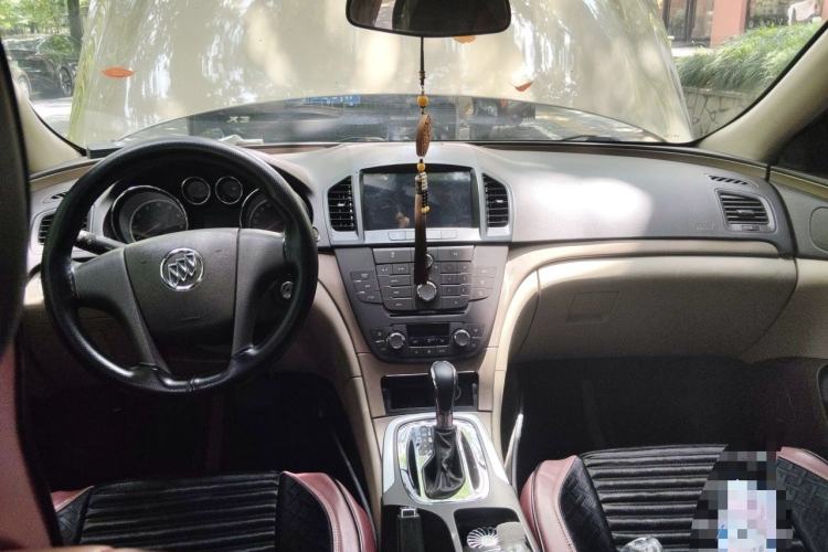 Used Buick Regal 2012 2.0L Comfort Edition Center Console