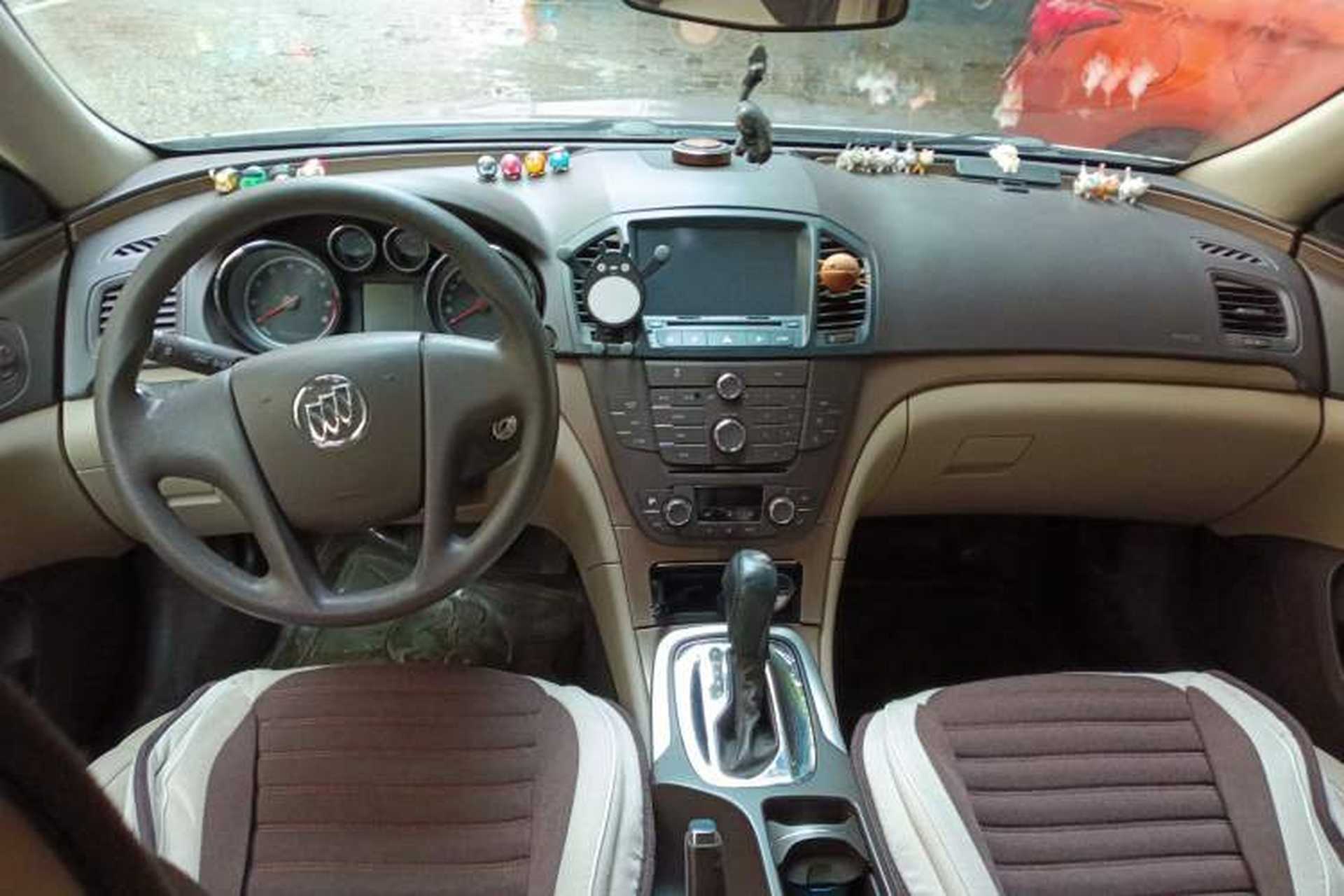 Used Buick Regal 2012 2.0L Comfort Edition Center Console