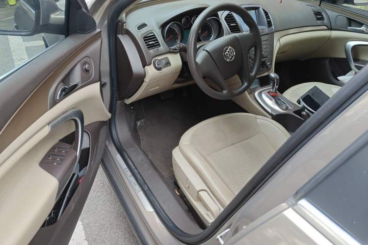 Used Buick Regal 2012 2.0L Comfort Edition Driver Seat