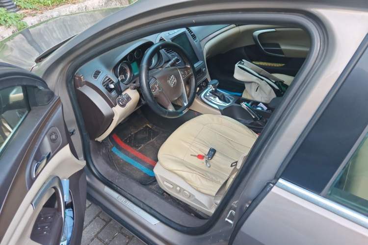 Used Buick Regal 2012 2.0L Luxury Edition Driver Seat