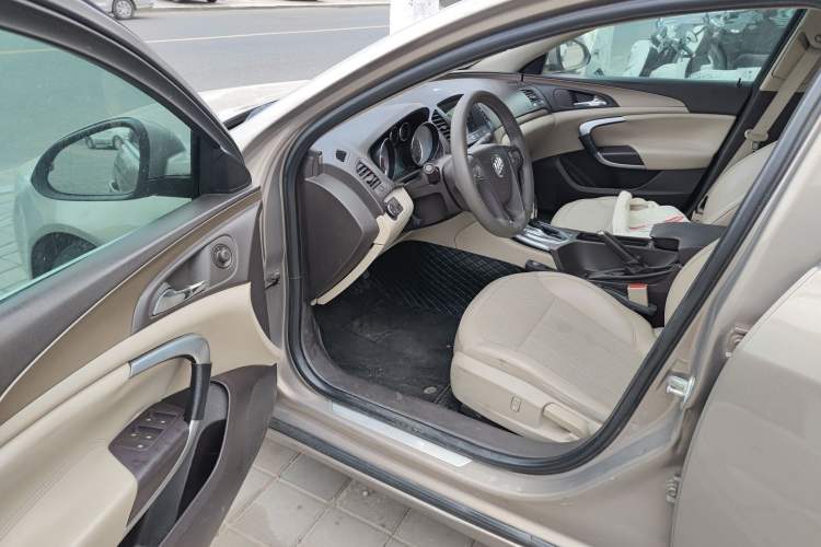 Used Buick Regal 2012 2.0L Comfort Edition Driver Seat