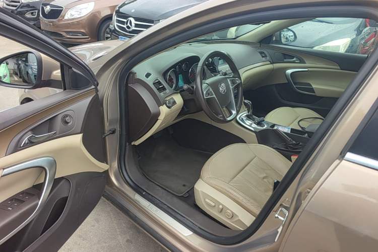 Used Buick Regal 2012 2.0L Luxury Edition Driver Seat