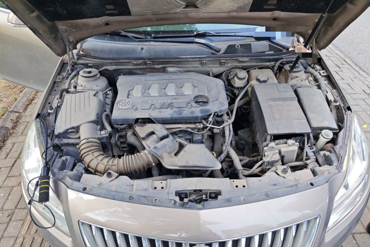 Used Buick Regal 2012 2.0L Comfort Edition Engine Bay