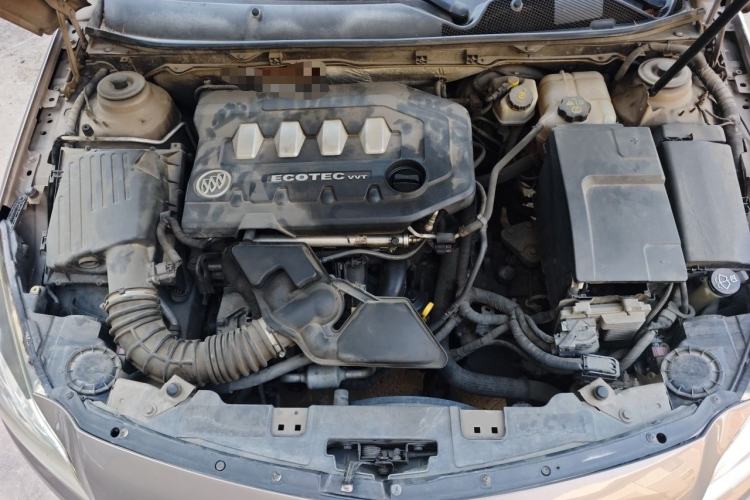 Used Buick Regal 2012 2.0L Comfort Edition Engine Bay