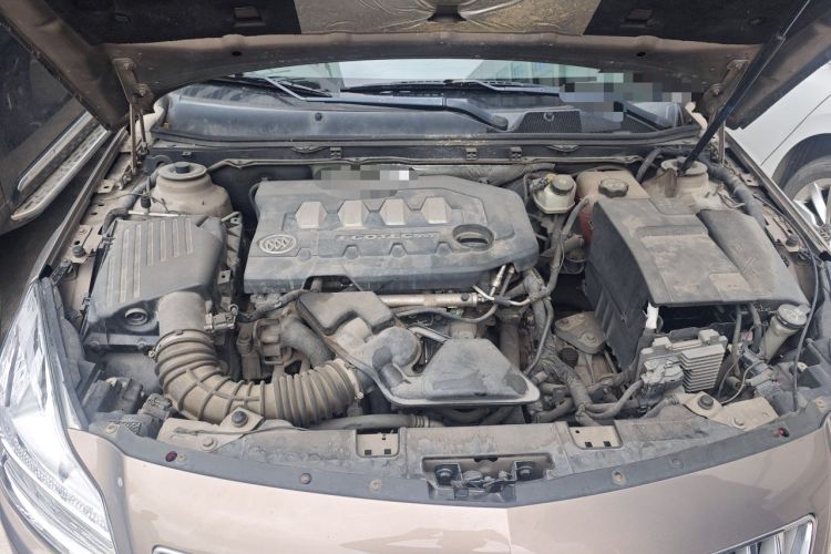 Used Buick Regal 2012 2.0L Comfort Edition Engine Bay