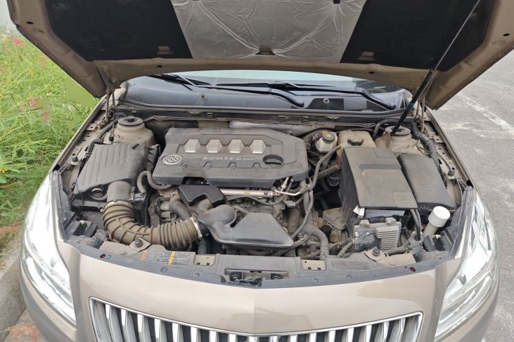 Used Buick Regal 2012 2.0L Comfort Edition Engine Bay