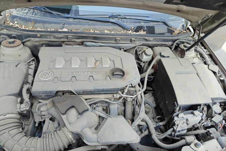 Used Buick Regal 2012 2.0L Luxury Edition Engine Bay