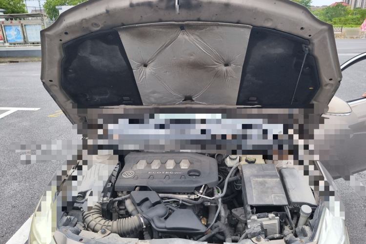 Used Buick Regal 2012 2.0L Luxury Edition Engine Bay