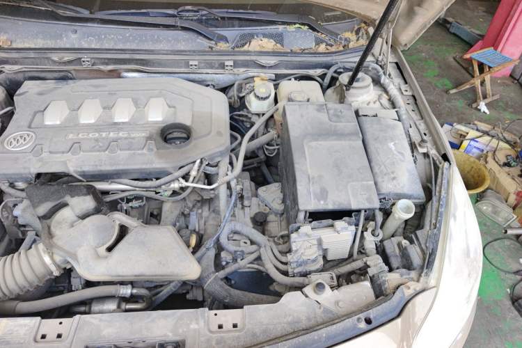 Used Buick Regal 2012 2.0L Luxury Edition Engine Bay Left