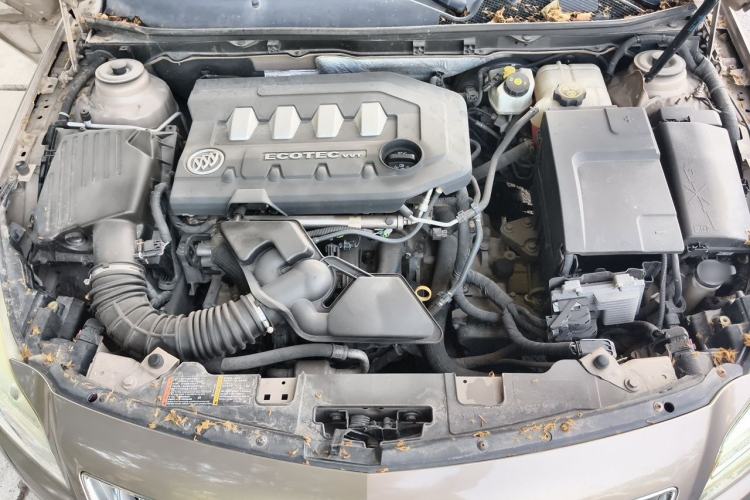 Used Buick Regal 2012 2.0L Comfort Edition Engine Bay