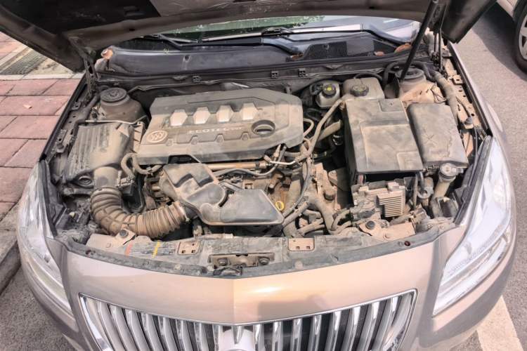 Used Buick Regal 2012 2.0L Luxury Edition Engine Bay