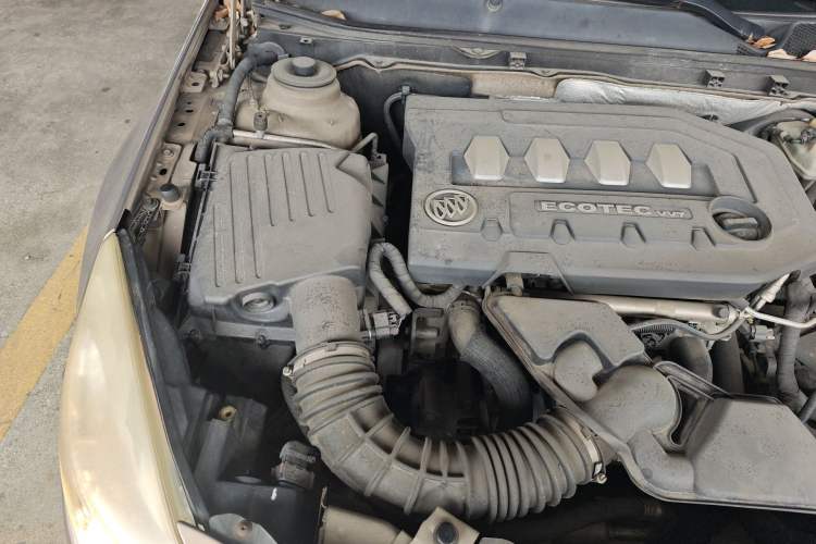 Used Buick Regal 2012 2.0L Luxury Edition Engine Bay Right